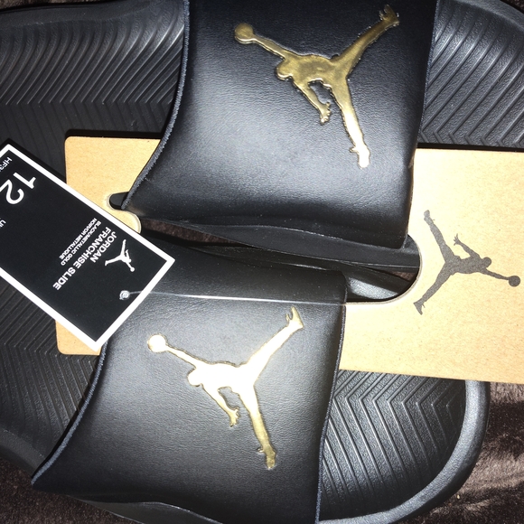Jordan Men\'s Black and Gold Slides